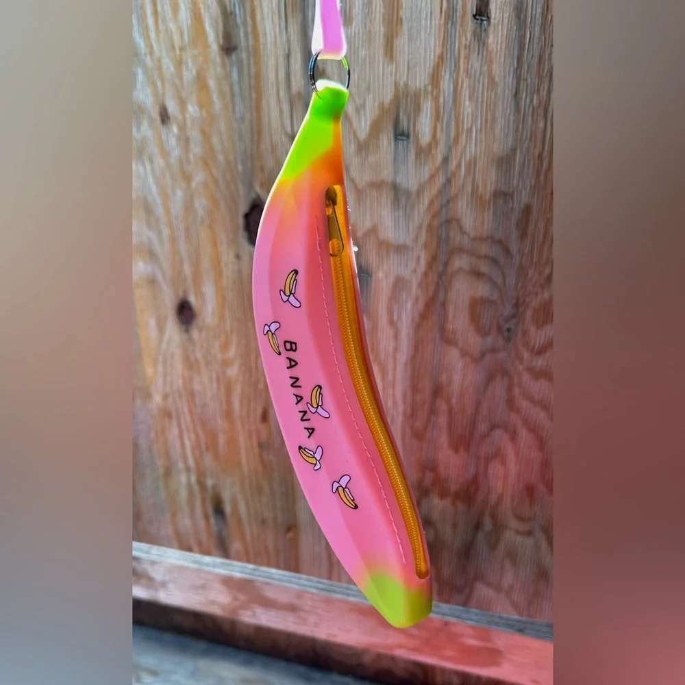 New Banana Pen, Coin Bag
